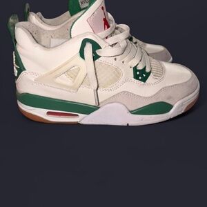 Nike Air Jordan 4 White and Green Sneakers